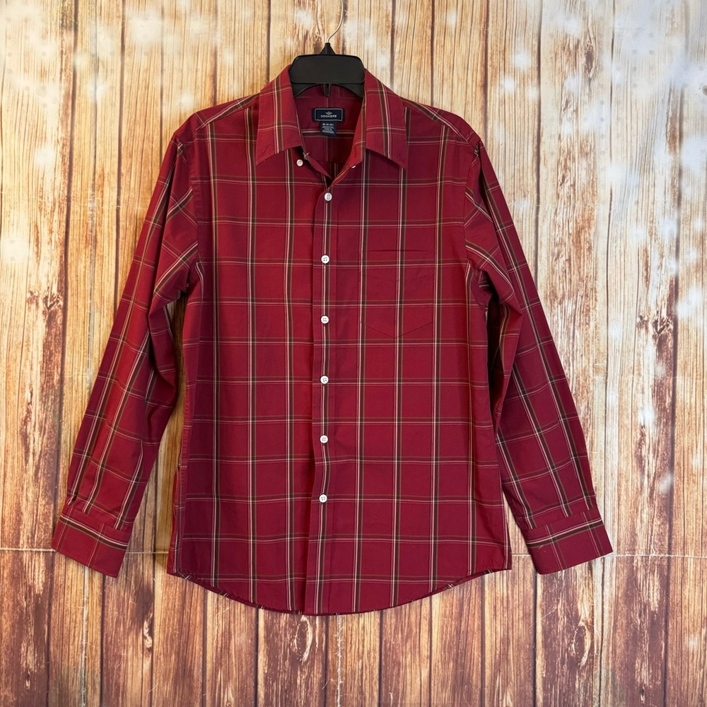 Dockers Men’s No Wrinkles Long Sleeve Red Plaid Button-Down Shirt Size Medium